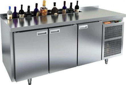 Стол с охлаждающим шкафом Hicold Gn 111 Ht V