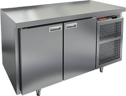 Купить стол охлаждаемый hicold sn 11/tn o (-2+10),островн., 2 двери, 1390х600х850 – цена от завода, доставка до двери | RuOborudovanie.ru