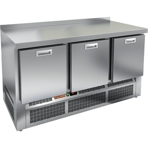 Стол с морозильный шкафом Hicold Gne 111/Bt Box